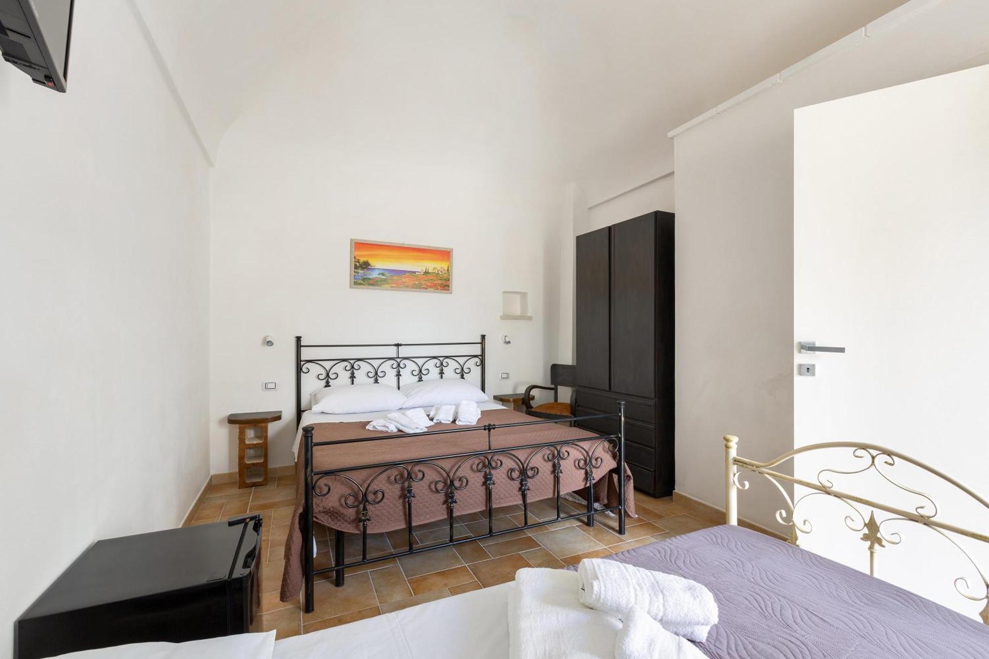 سيغلي ميسابيكا B&B Mariano الغرفة الصورة