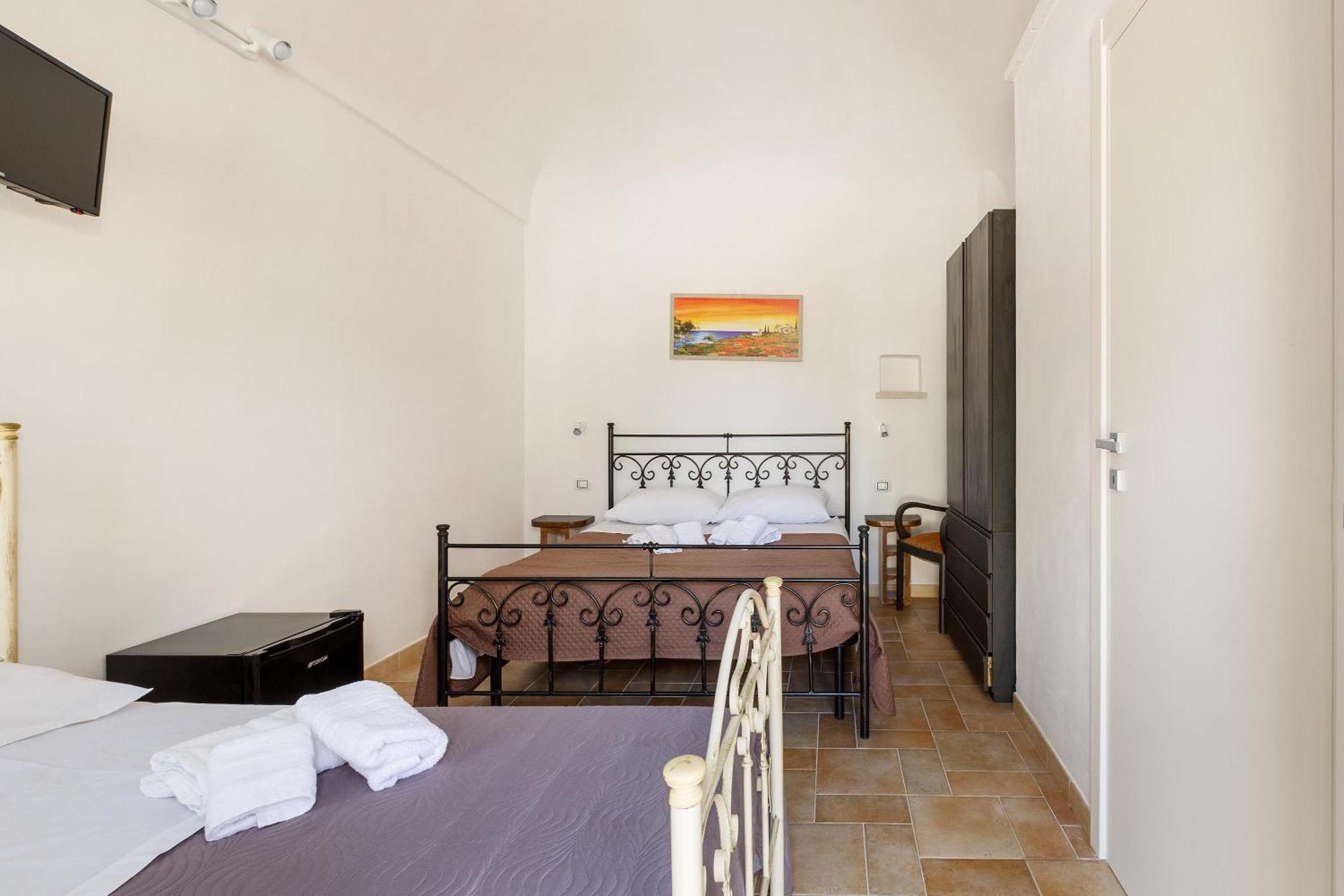 سيغلي ميسابيكا B&B Mariano الغرفة الصورة